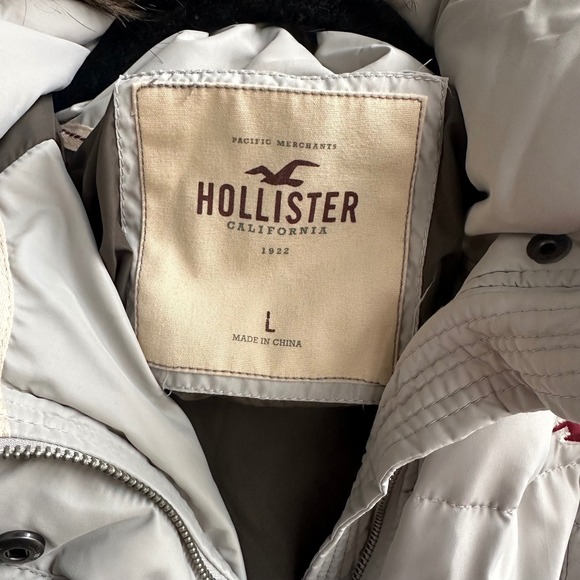 Hollister Puffer Coat Faux Fur Hood Belted Light Gray Women's Size L - Picture 8 of 9